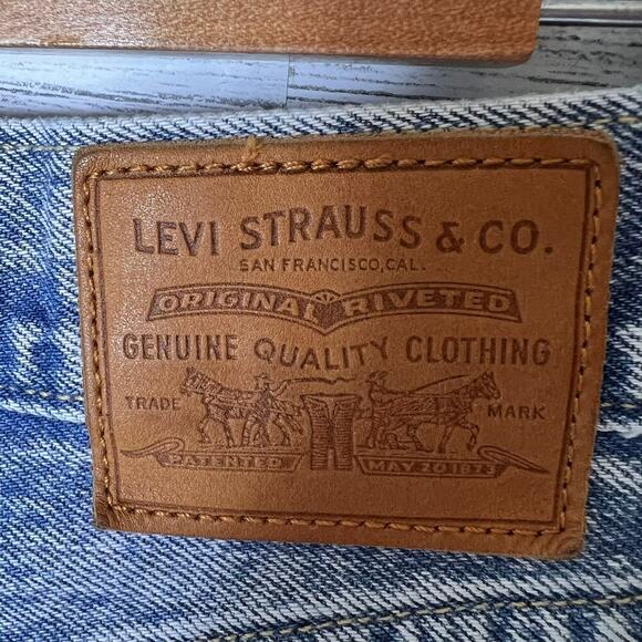 Levis Skirt Womens Size 30 Premium Front Button Mini Denim Quality Clothing - Picture 2 of 16